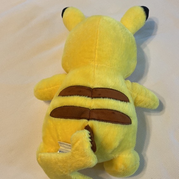 Build a Bear Pokémon Pikachu Plush Stuffed animal - Picture 5 of 12